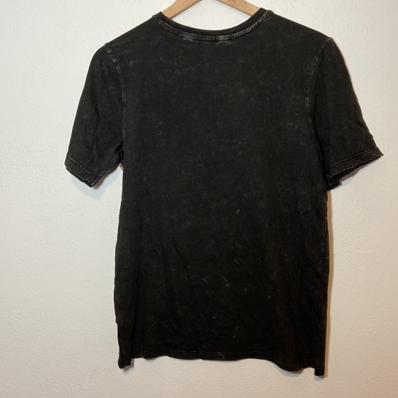 NWT Pink Lloyd Dark Side of the Moon Acid Wash Tie Dye Tee T-Shirt Black Kids - Picture 2 of 5